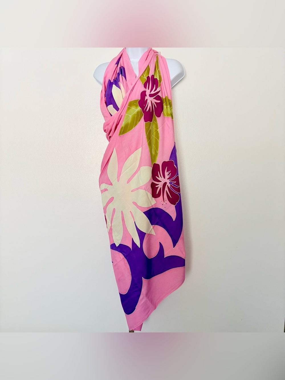 Serendipity Maui Tropical Pink Floral Sarong Pareo NWOT